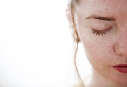 California Poppy: A Cooling Sedative Herb for Relaxation Image